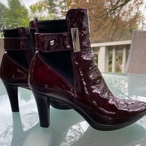 Aquatella Italian rain ankle boots size 8